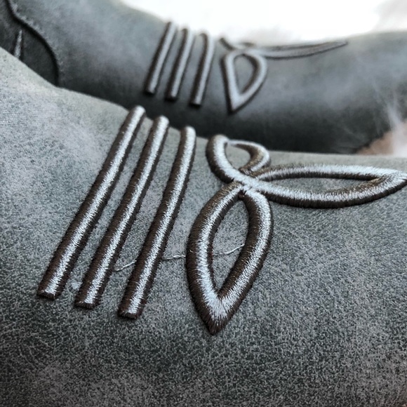 Ankle embroidered cowgirl booties - Picture 5 of 8